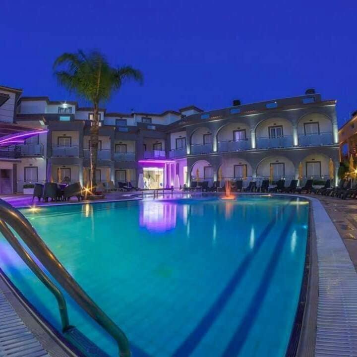 Princess Family Suites Planos  Luaran gambar